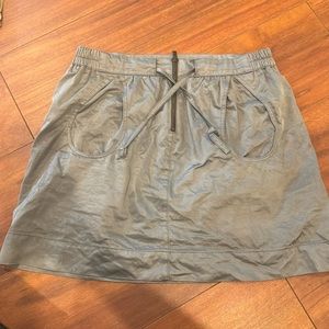 See by Chloe silver skirt with pockets aboveknee length with elasticity in waist